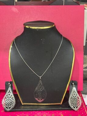 Silver Filigree Teardrop Necklace and Earrings Set - Silver